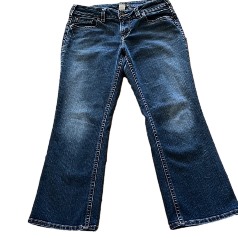 𝅺silver Suki capri jeans, size 31, in good condition